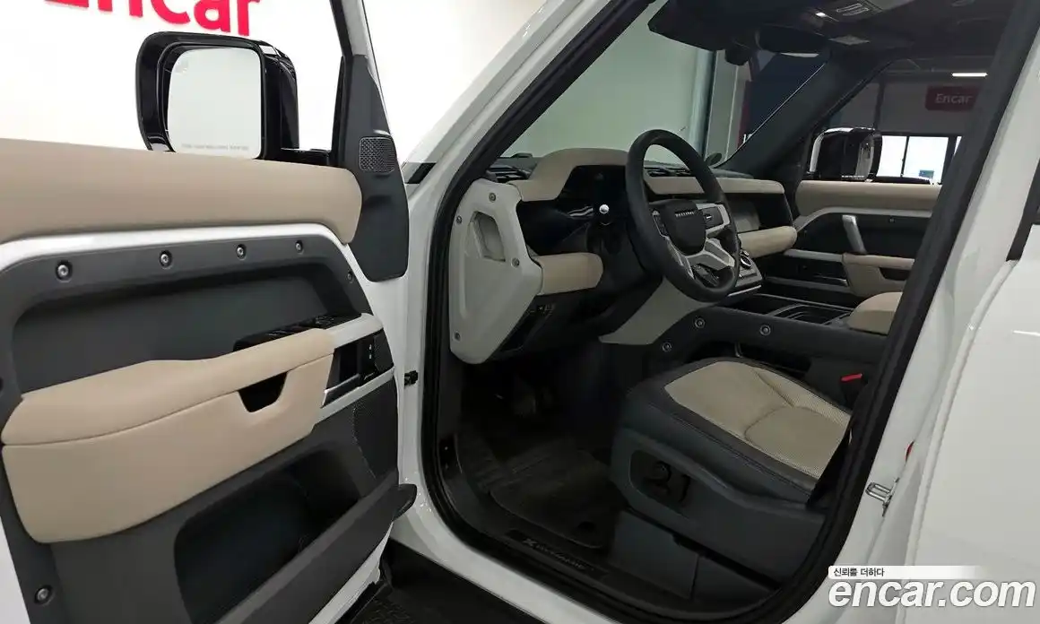 Land Rover Defender 2023 2.0 Автомат в Москве № 231237, фото 10