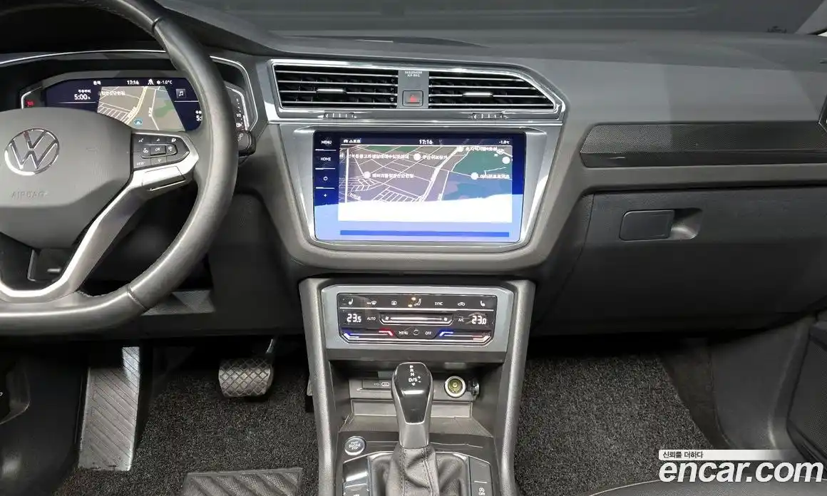 Volkswagen Tiguan 2023 2.0 Автомат в Москве № 232126, фото 19