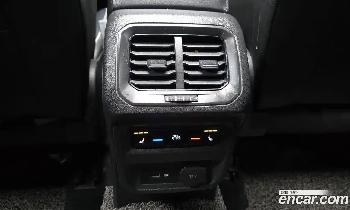 Volkswagen Tiguan 2018 2.0 Автомат в Москве № 232177, фото 20