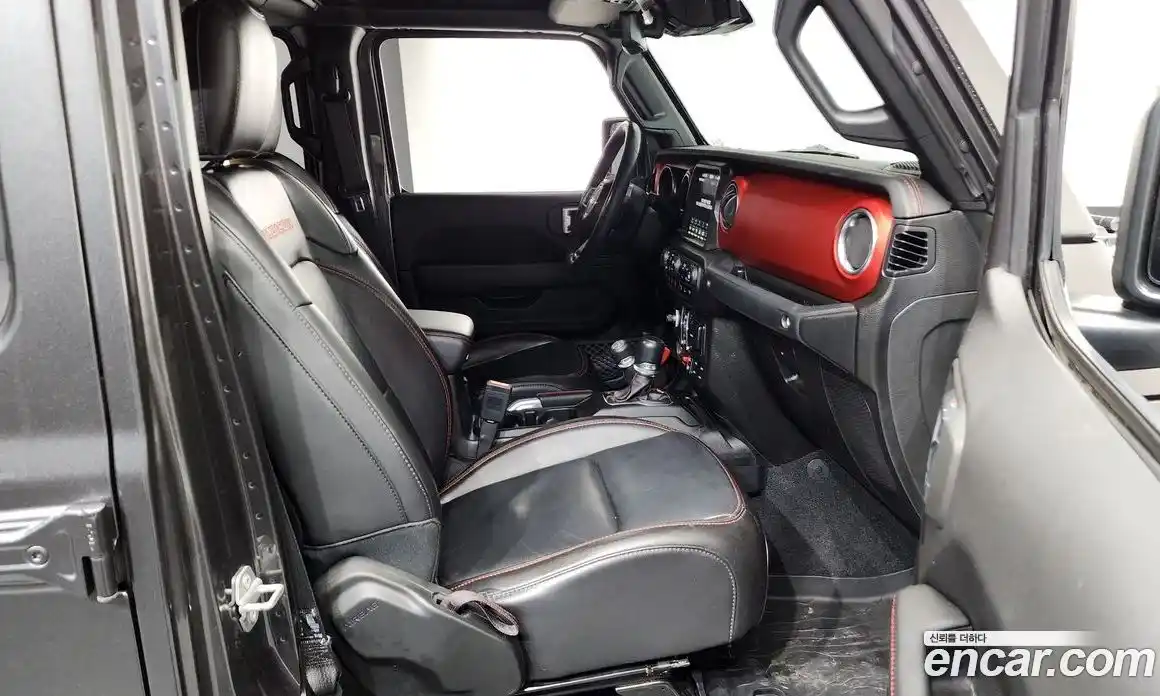 Jeep Gladiator 2020 3.6 Автомат в Москве № 232269, фото 9