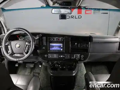 Chevrolet Express Van 2017 6.0 Автомат в Москве № 235620, миниатюра 12