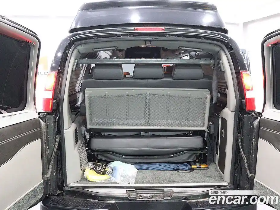 Chevrolet Express Van 2017 6.0 Автомат в Москве № 235620, фото 20