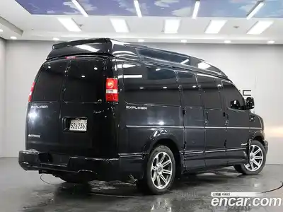 Chevrolet Express Van 2017 6.0 Автомат в Москве № 235620, миниатюра 2