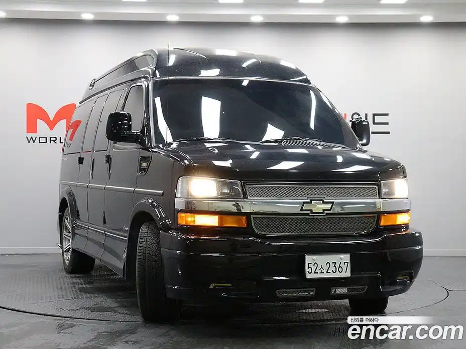 Chevrolet Express Van 2017 6.0 Автомат в Москве № 235620, фото 3