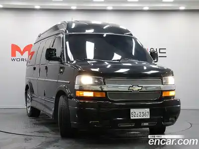 Chevrolet Express Van 2017 6.0 Автомат в Москве № 235620, миниатюра 3