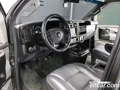 Chevrolet Express Van 2017 6.0 Автомат в Москве № 235620, миниатюра 7