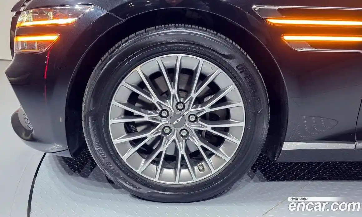 Genesis G80 2022 2.5 Автомат в Москве № 23764, фото 18