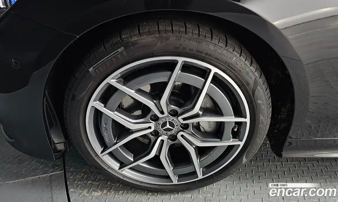 Mercedes-Benz E-Class 2023 2.0 Автомат в Москве № 238386, фото 16