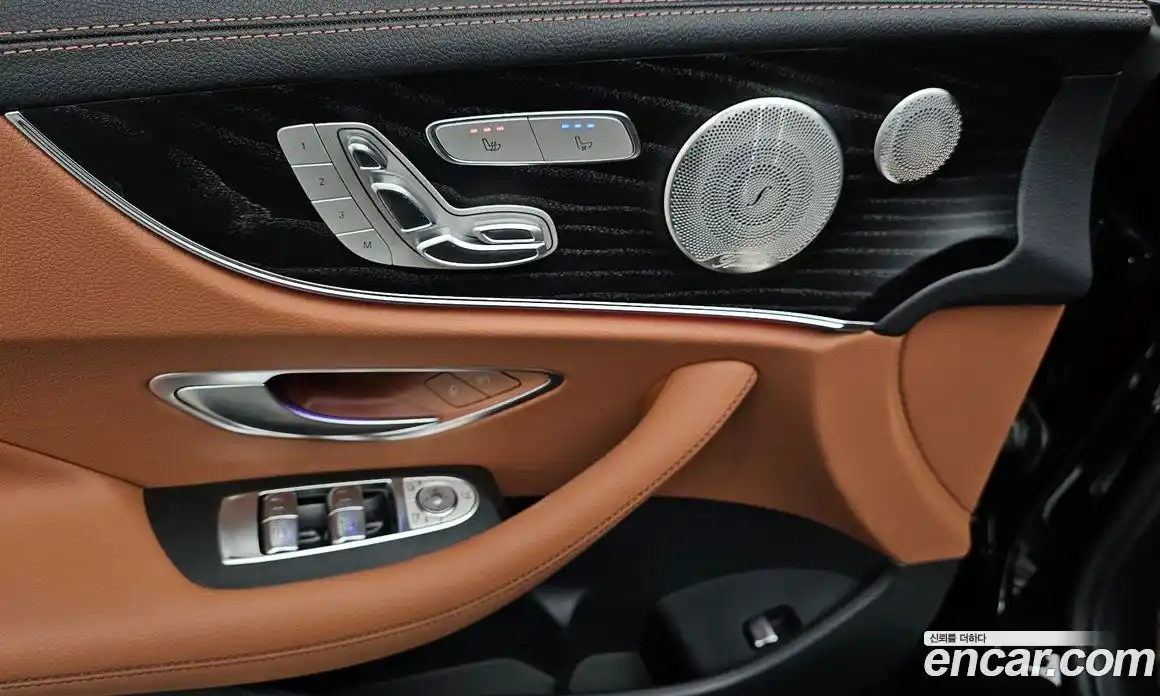 Mercedes-Benz E-Class 2023 2.0 Автомат в Москве № 238386, фото 17