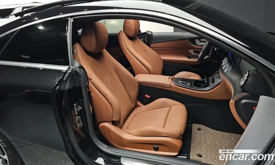 Mercedes-Benz E-Class 2023 2.0 Автомат в Москве № 238386, фото 4