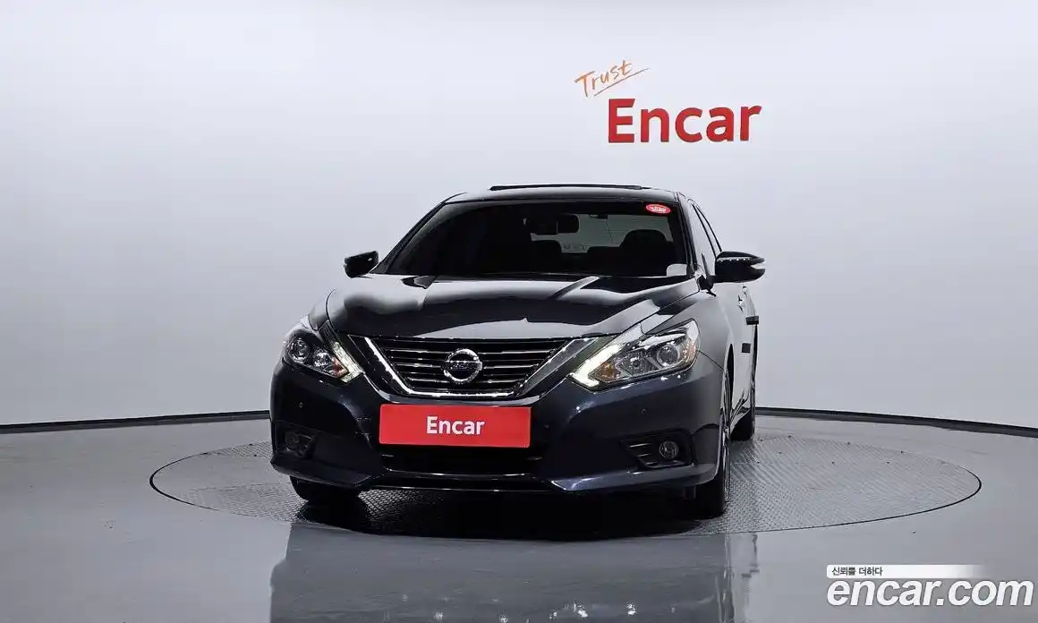 Nissan Altima 2018 2.5 Автомат в Москве № 238448, фото 3