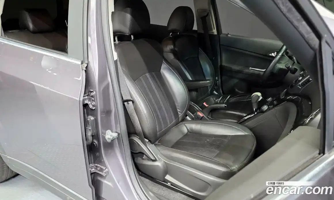 Chevrolet Orlando 2012 2.0 Автомат в Москве № 238922, фото 16