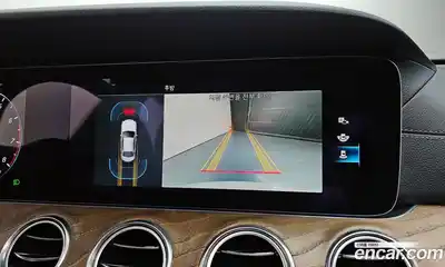 Mercedes-Benz E-Class 2021 2.0 Автомат в Москве № 240777, миниатюра 12