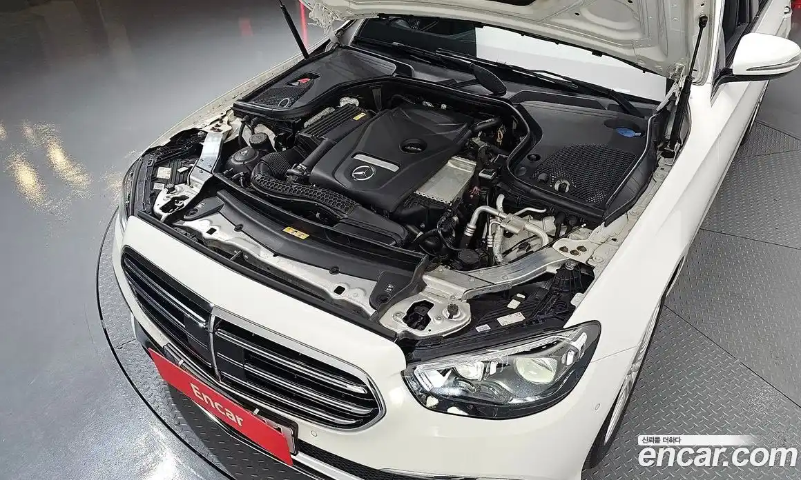 Mercedes-Benz E-Class 2021 2.0 Автомат в Москве № 240777, фото 14