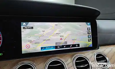 Mercedes-Benz E-Class 2021 2.0 Автомат в Москве № 240777, миниатюра 6