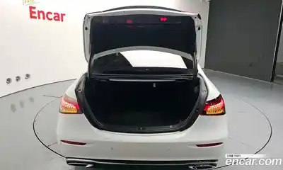 Mercedes-Benz E-Class 2021 2.0 Автомат в Москве № 240777, миниатюра 7