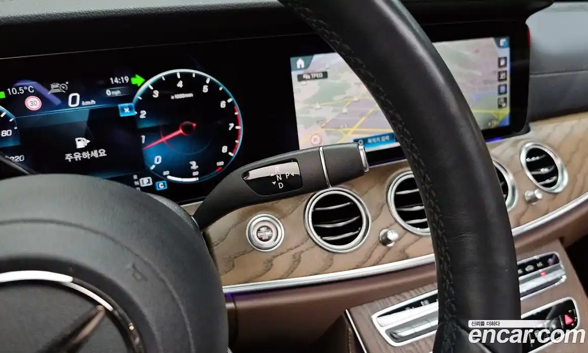 Mercedes-Benz E-Class 2021 2.0 Автомат в Москве № 240777, фото 8