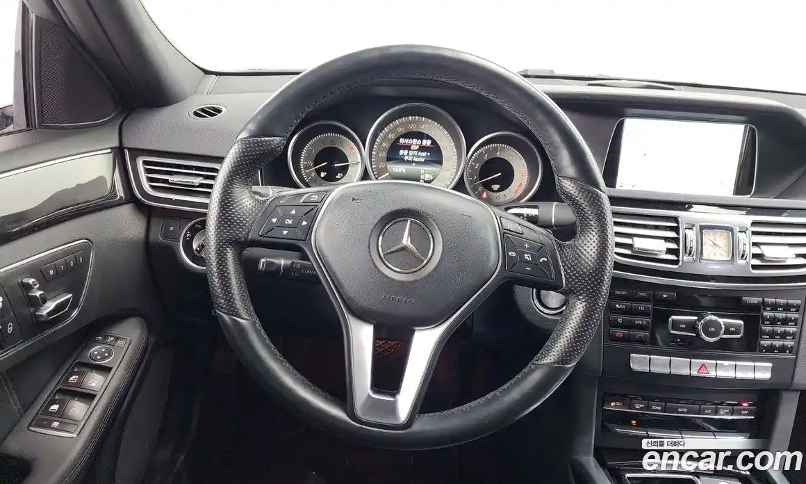 Mercedes-Benz E-Class 2015 3.5 Автомат в Москве № 243333, фото 13