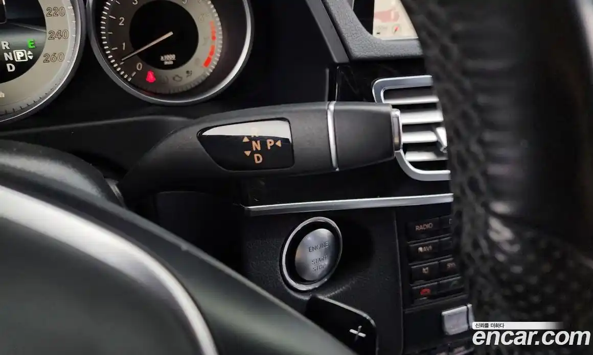 Mercedes-Benz E-Class 2015 3.5 Автомат в Москве № 243333, фото 14