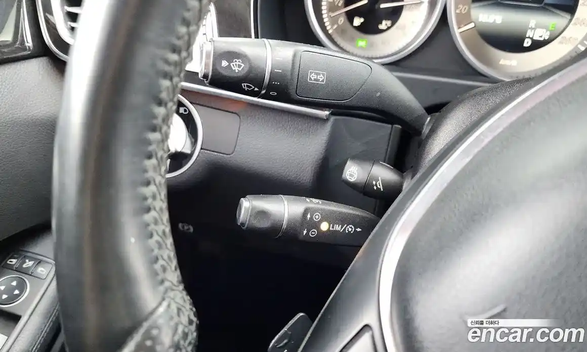 Mercedes-Benz E-Class 2015 3.5 Автомат в Москве № 243333, фото 10