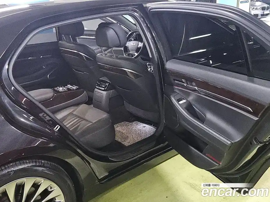 Genesis EQ900 2018 3.8 Автомат в Москве № 24618, фото 17