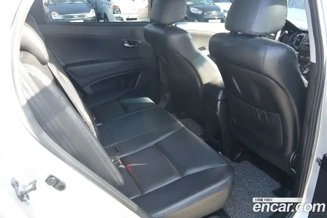 SsangYong Korando 2012 2.0 Автомат в Москве № 24752, фото 14