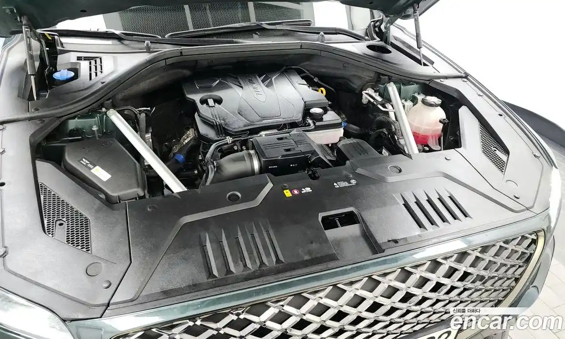 Genesis GV70 2023 2.5 Автомат в Москве № 25100, фото 16