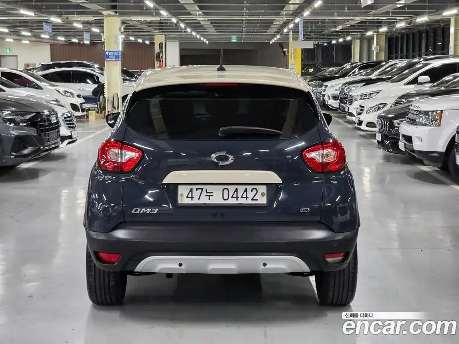 Renault QM3 2015 1.5 Автомат в Москве № 276029, фото 3