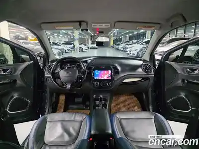 Renault QM3 2015 1.5 Автомат в Москве № 276029, миниатюра 9