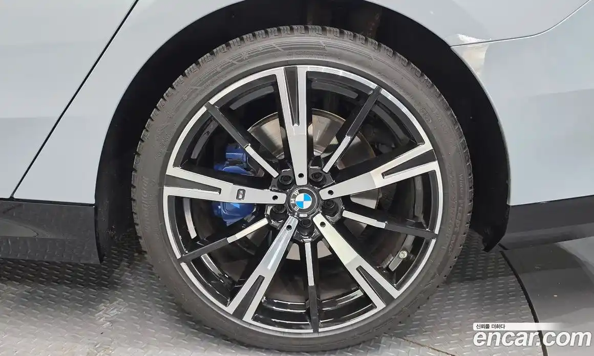 BMW 5-Series 2025 2.0 Автомат в Москве № 278569, фото 5