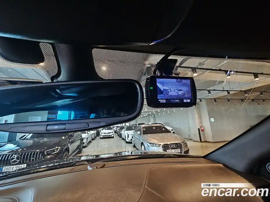 Jeep Cherokee 2019 3.6 Автомат в Москве № 279133, фото 19