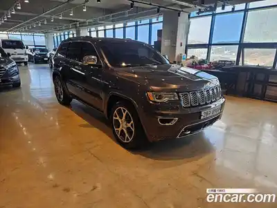 Jeep Cherokee 2019 3.6 Автомат в Москве № 279133, миниатюра 2