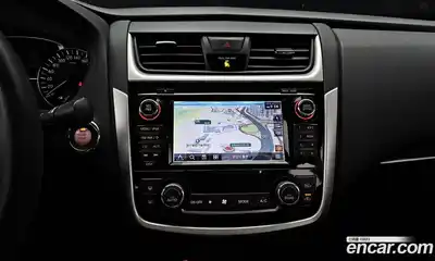 Nissan Altima 2018 2.5 Автомат в Москве № 284954, миниатюра 11