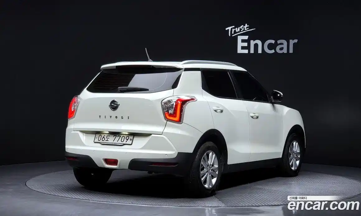 SsangYong TIBOLI 2016 1.6 Автомат в Москве № 291005, фото 12