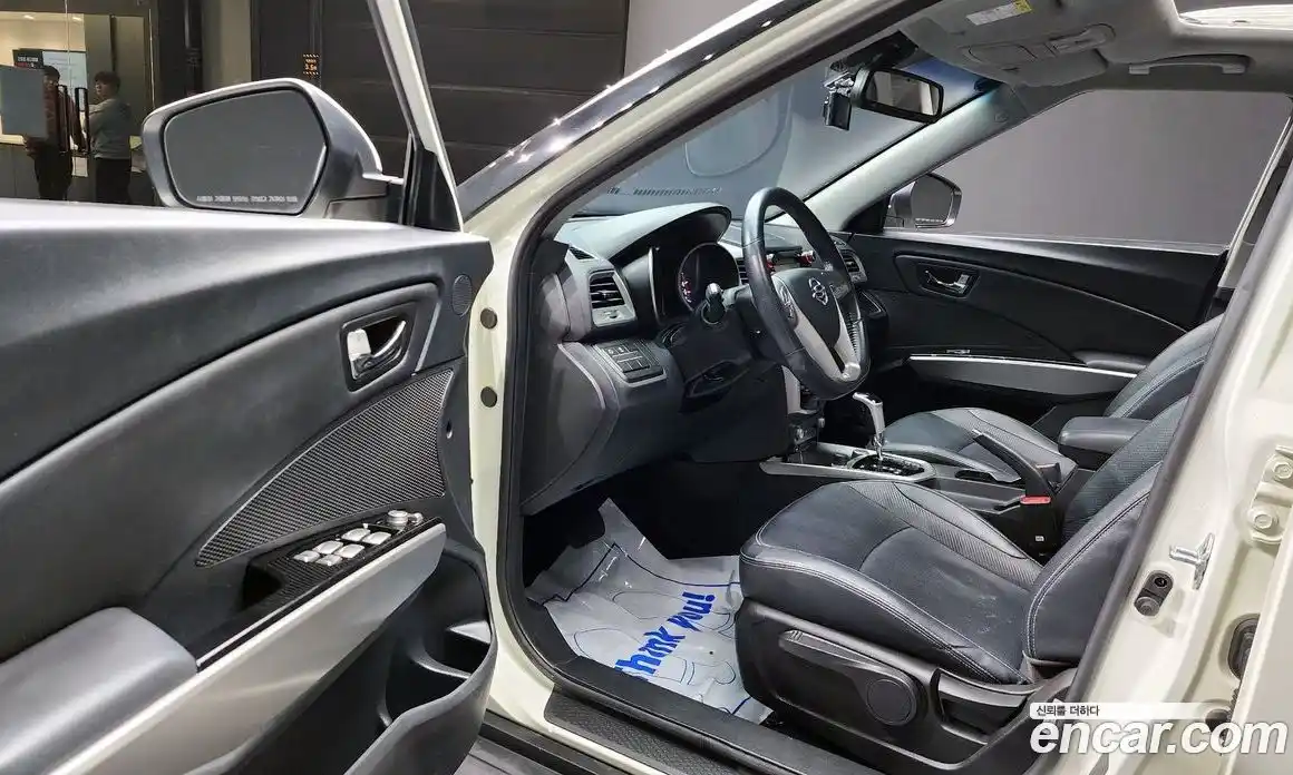 SsangYong TIBOLI 2016 1.6 Автомат в Москве № 291005, фото 13