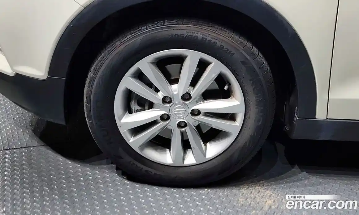 SsangYong TIBOLI 2016 1.6 Автомат в Москве № 291005, фото 7