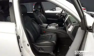 SsangYong Rexton 2021 2.2 Автомат в Москве № 29422, миниатюра 2
