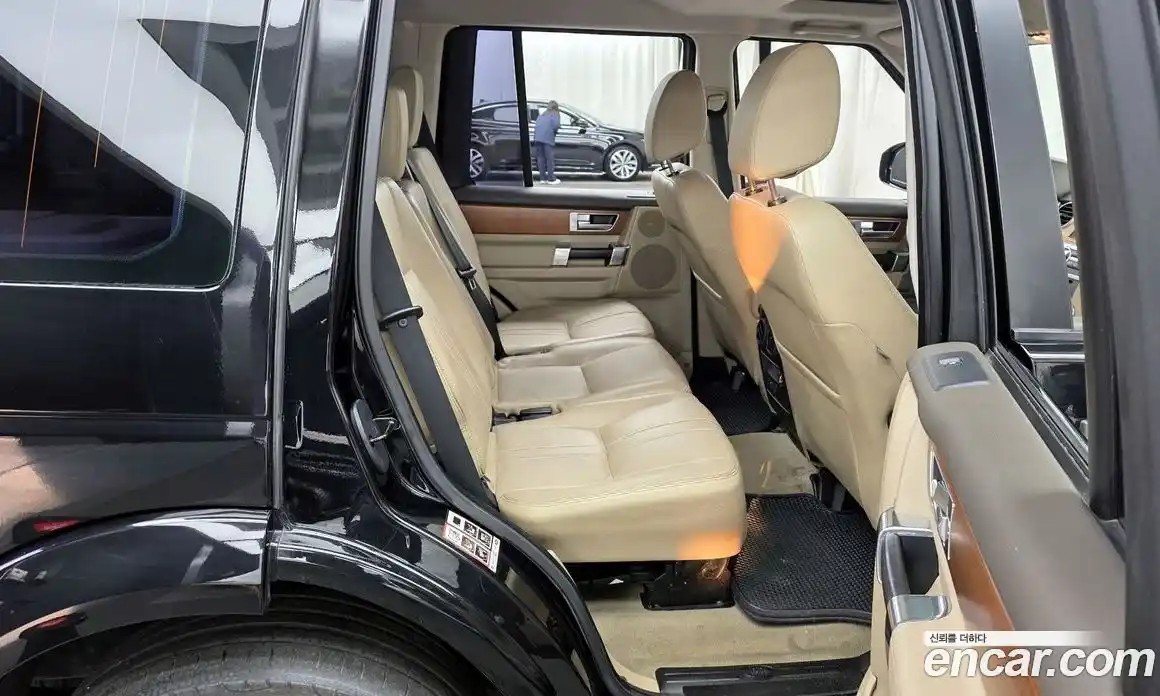 Land Rover Discovery 2016 3.0 Автомат в Москве № 298314, фото 12