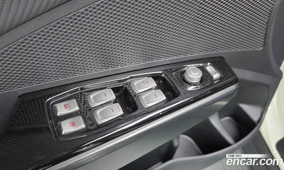 SsangYong TIBOLI 2016 1.6 Автомат в Москве № 30596, фото 11