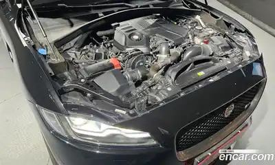 Jaguar F-Pace 2017 3.0 Автомат в Москве № 320217, миниатюра 4