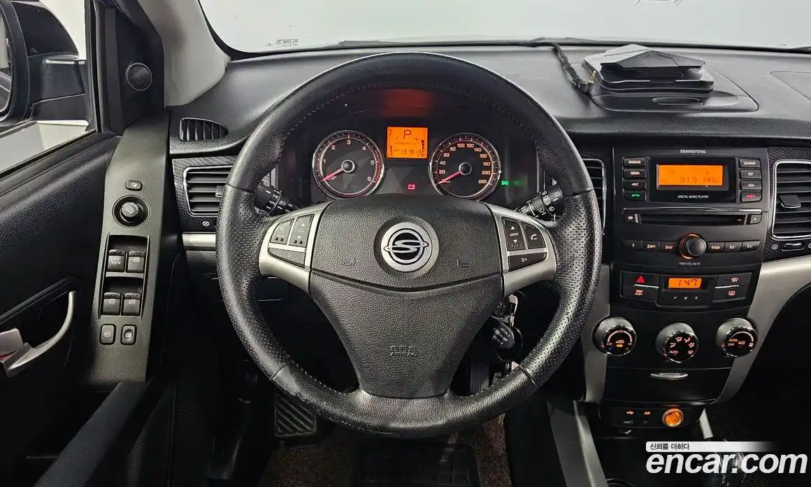 SsangYong Korando 2013 2.0 Автомат в Москве № 32112, фото 16