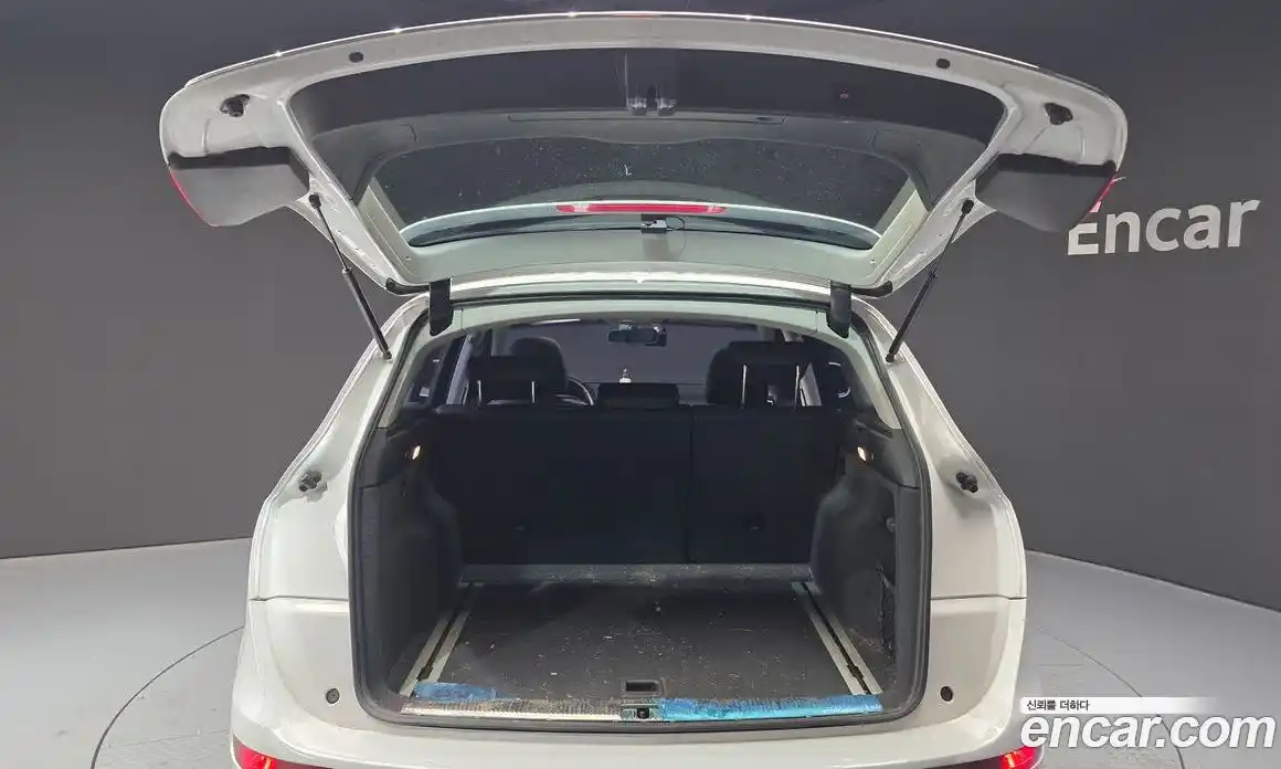 Audi Q5 2016 2.0 Автомат в Москве № 325713, фото 20