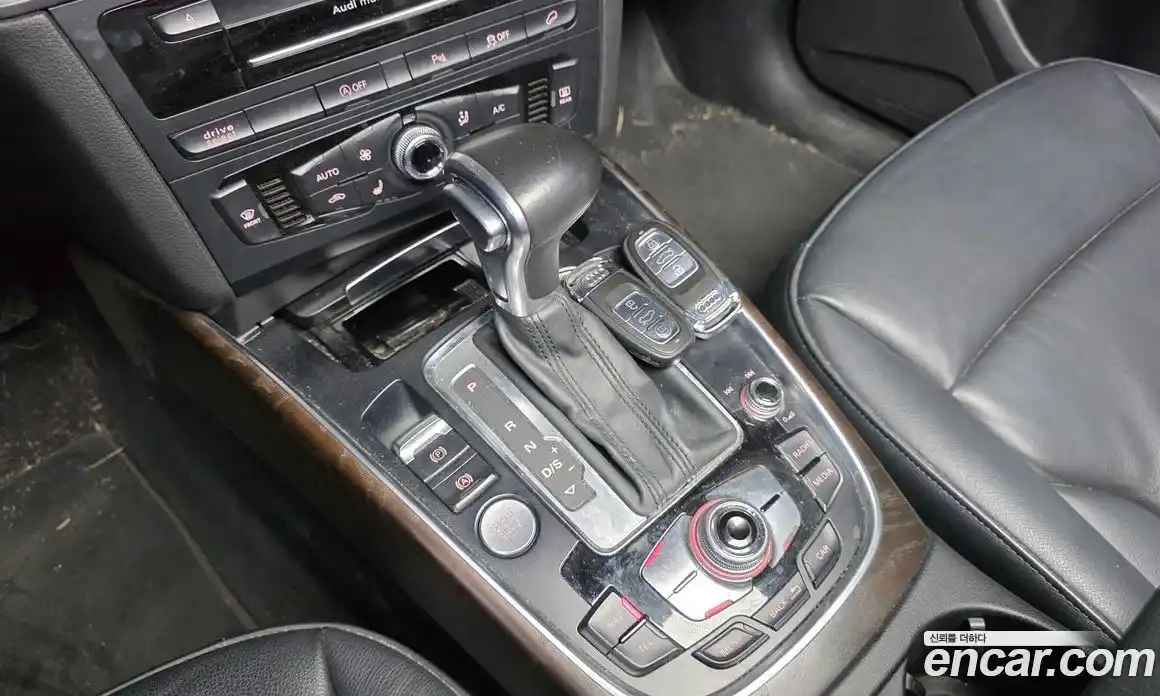 Audi Q5 2016 2.0 Автомат в Москве № 325713, фото 9