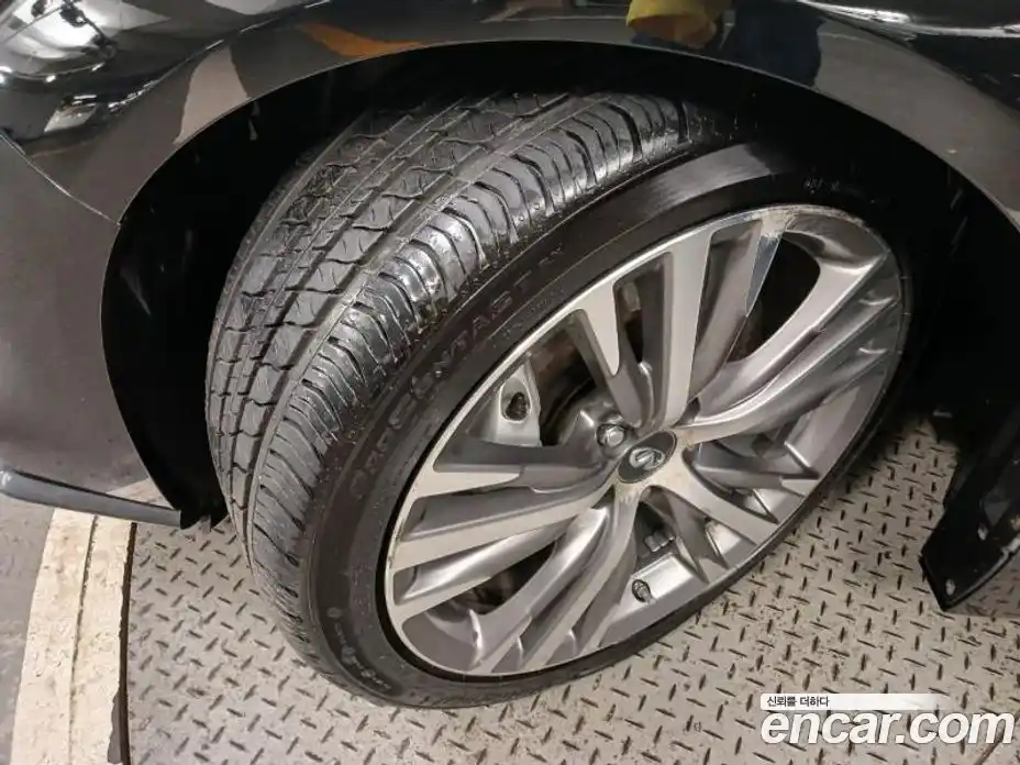 Infiniti Q50 2018 3.5 Автомат в Москве № 326759, фото 20