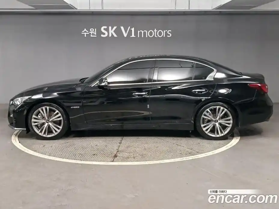 Infiniti Q50 2018 3.5 Автомат в Москве № 326759, фото 3