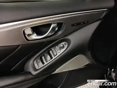 Infiniti Q50 2018 3.5 Автомат в Москве № 326759, миниатюра 9