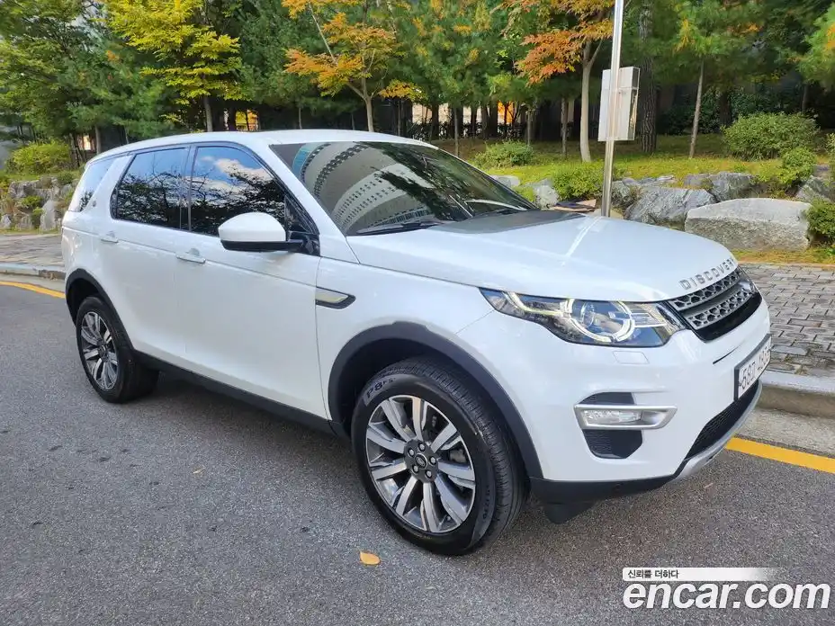 Land Rover Discovery Sport 2017 2.0 Автомат в Москве № 328594, фото 19