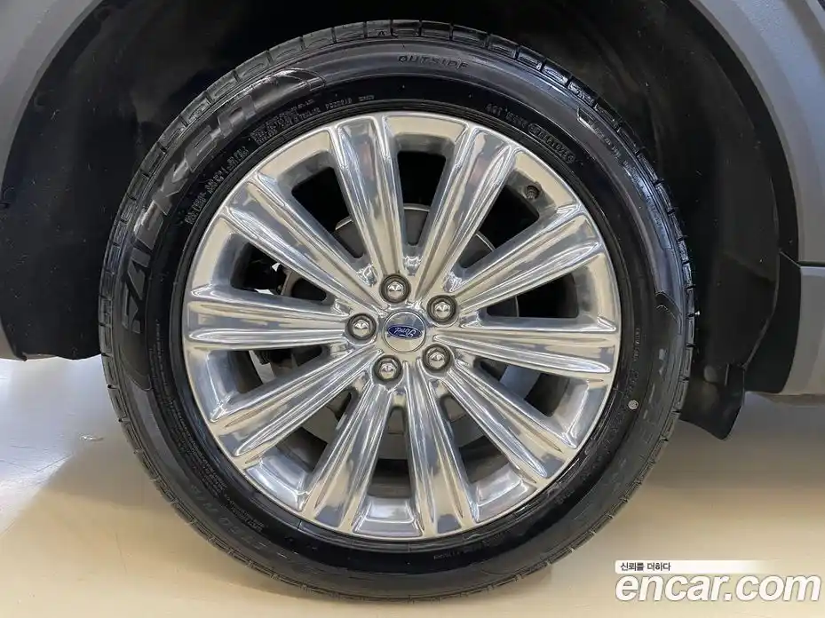 Ford Explorer 2020 2.3 Автомат в Москве № 330807, фото 5