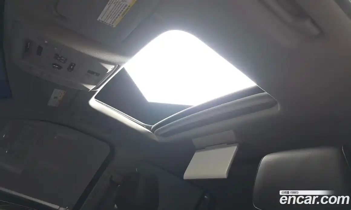 Cadillac Escalade 2018 6.2 Автомат в Москве № 337081, фото 13