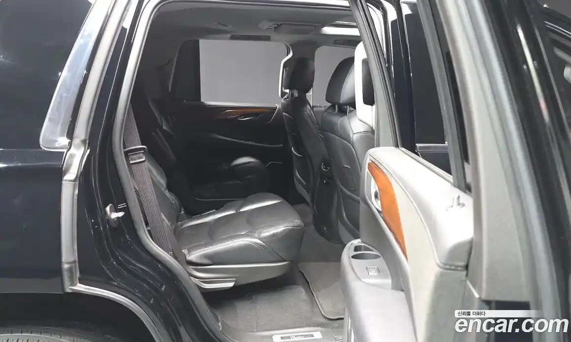 Cadillac Escalade 2018 6.2 Автомат в Москве № 337081, фото 14